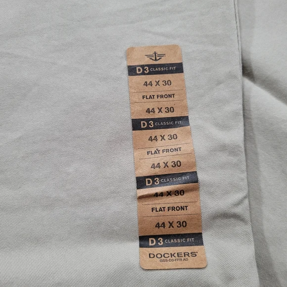 DOCKERS D3 Classic Fit Jeans. - Picture 6 of 10